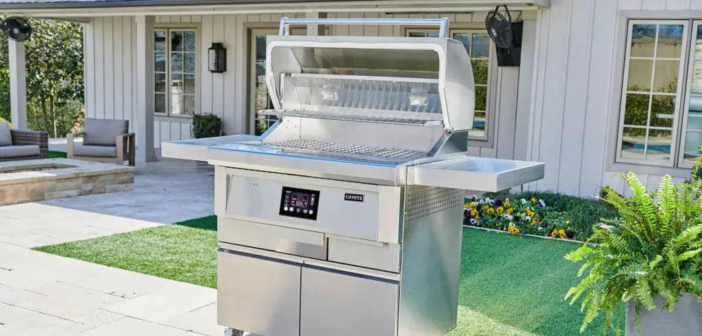Coyote 28 Inch Electric Pellet Grill - The Flawless Host